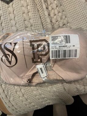PINK Light cream Push-Up Bra